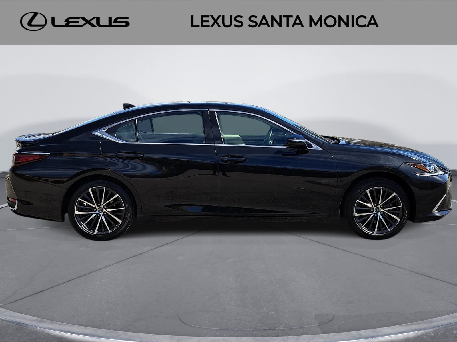 Used 2024 Lexus ES 300h w/ Premium Package FWD image 4