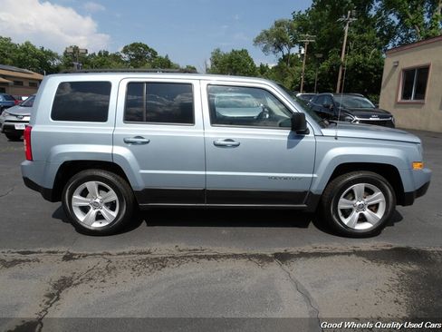Used 2013 Jeep Patriot Sport w/ PWR Value Group FWD image 4