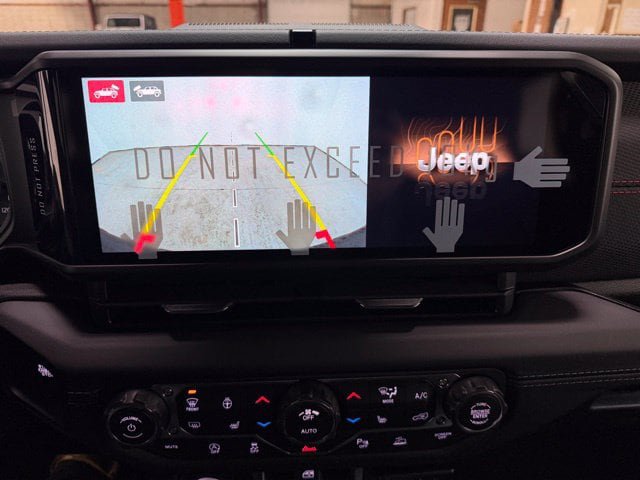 New 2026 Jeep Wrangler Unlimited Rubicon AWD/4WD image 18