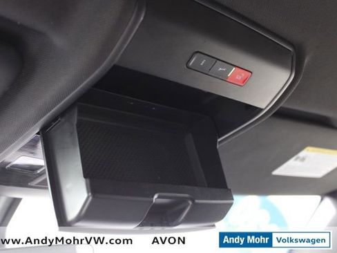 Used 2020 Volkswagen Atlas Cross Sport SE w/ Towing Package image 48