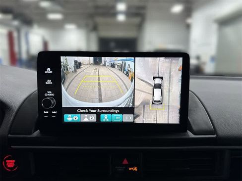 Used 2024 Honda Pilot Elite image 27