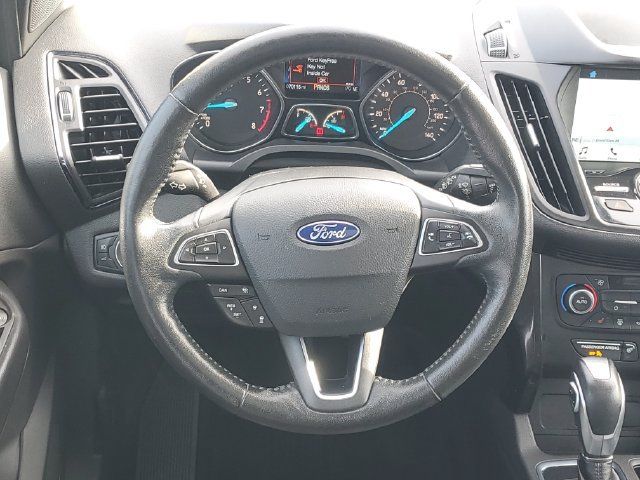 Used 2019 Ford Escape Titanium AWD/4WD image 14