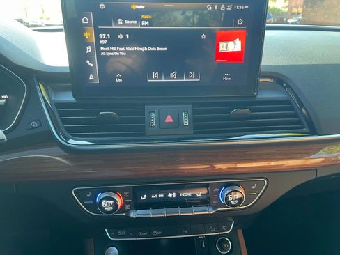 Used 2022 Audi Q5 2.0T Premium Plus w/ Premium Plus Package image 18