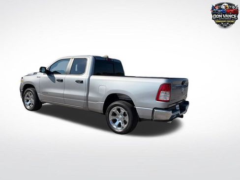 Used 2023 RAM 1500 Big Horn AWD/4WD image 3
