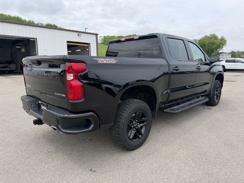 Used 2024 Chevrolet Silverado 1500 Custom Trail Boss AWD/4WD image 5