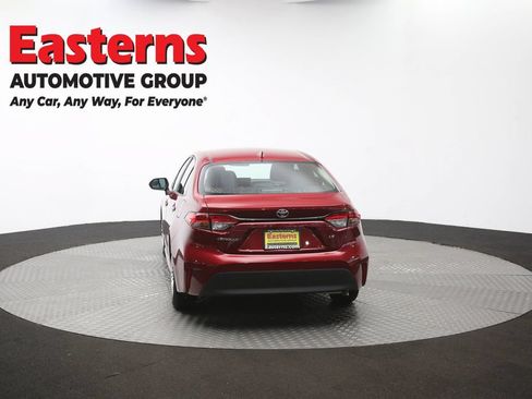 Used 2025 Toyota Corolla LE FWD image 36