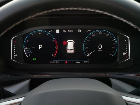 Certified 2024 Volkswagen Taos SEL image 21