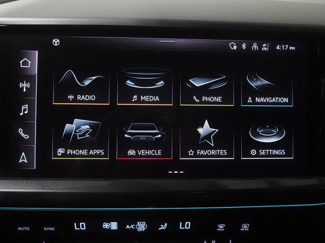 Used 2024 Audi Q4 e-tron quattro Prestige Sportback AWD/4WD image 30
