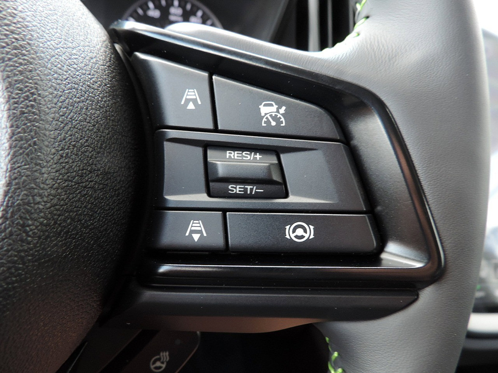 Used 2025 Subaru Ascent Bronze Edition AWD/4WD image 25