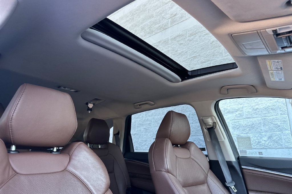 Used 2019 Acura MDX w/ Technology Package AWD/4WD image 17