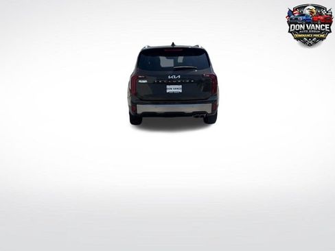 Used 2025 Kia Telluride S FWD image 4