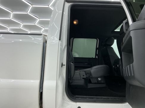 Used 2015 Ford F250 Platinum w/ FX4 Off-Road Package AWD/4WD image 21