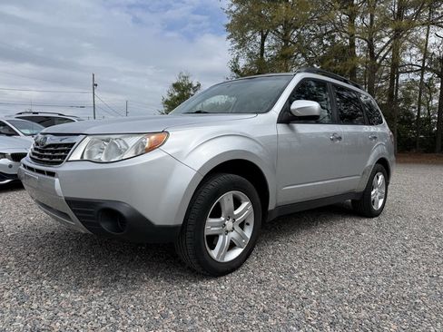 Used 2010 Subaru Forester 2.5X Premium image 29