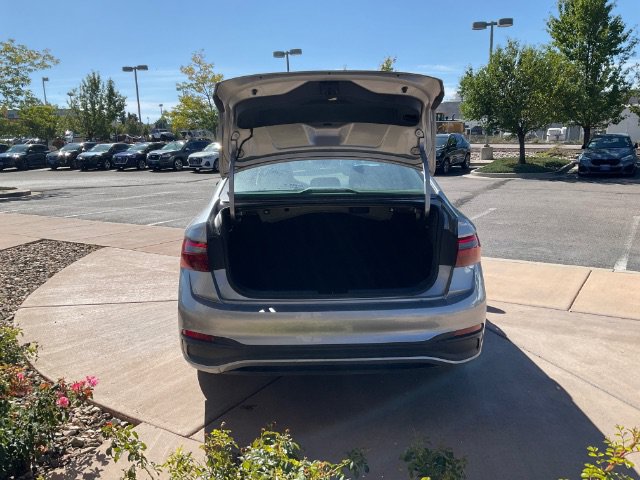 Used 2024 Volkswagen Jetta SE FWD image 14