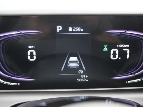 Used 2025 Kia Seltos S AWD/4WD image 17