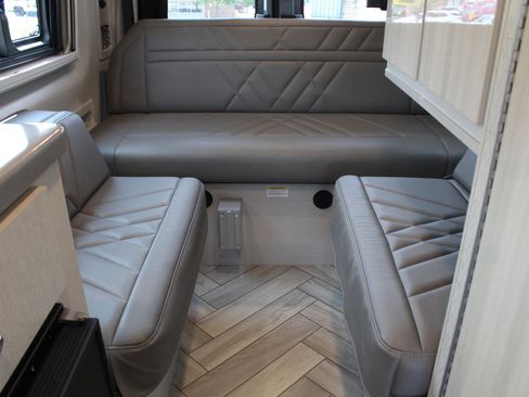 Used 2024 Mercedes-Benz Sprinter 3500 image 74