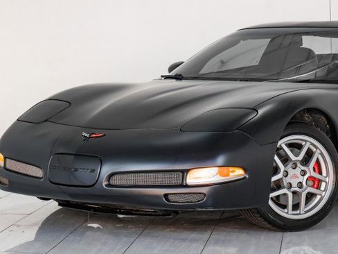 Used 2002 Chevrolet Corvette Z06 w/ Memory Pkg image 41