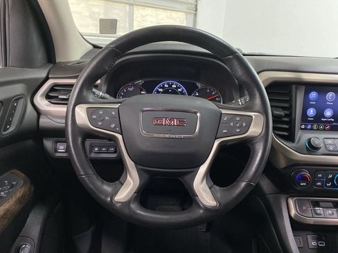 Used 2022 GMC Acadia Denali w/ Denali Ultimate Package image 19