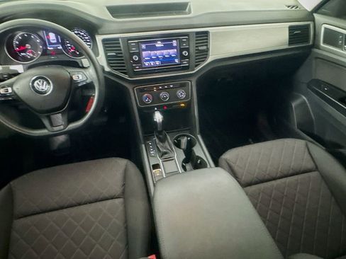 Used 2019 Volkswagen Atlas S image 25