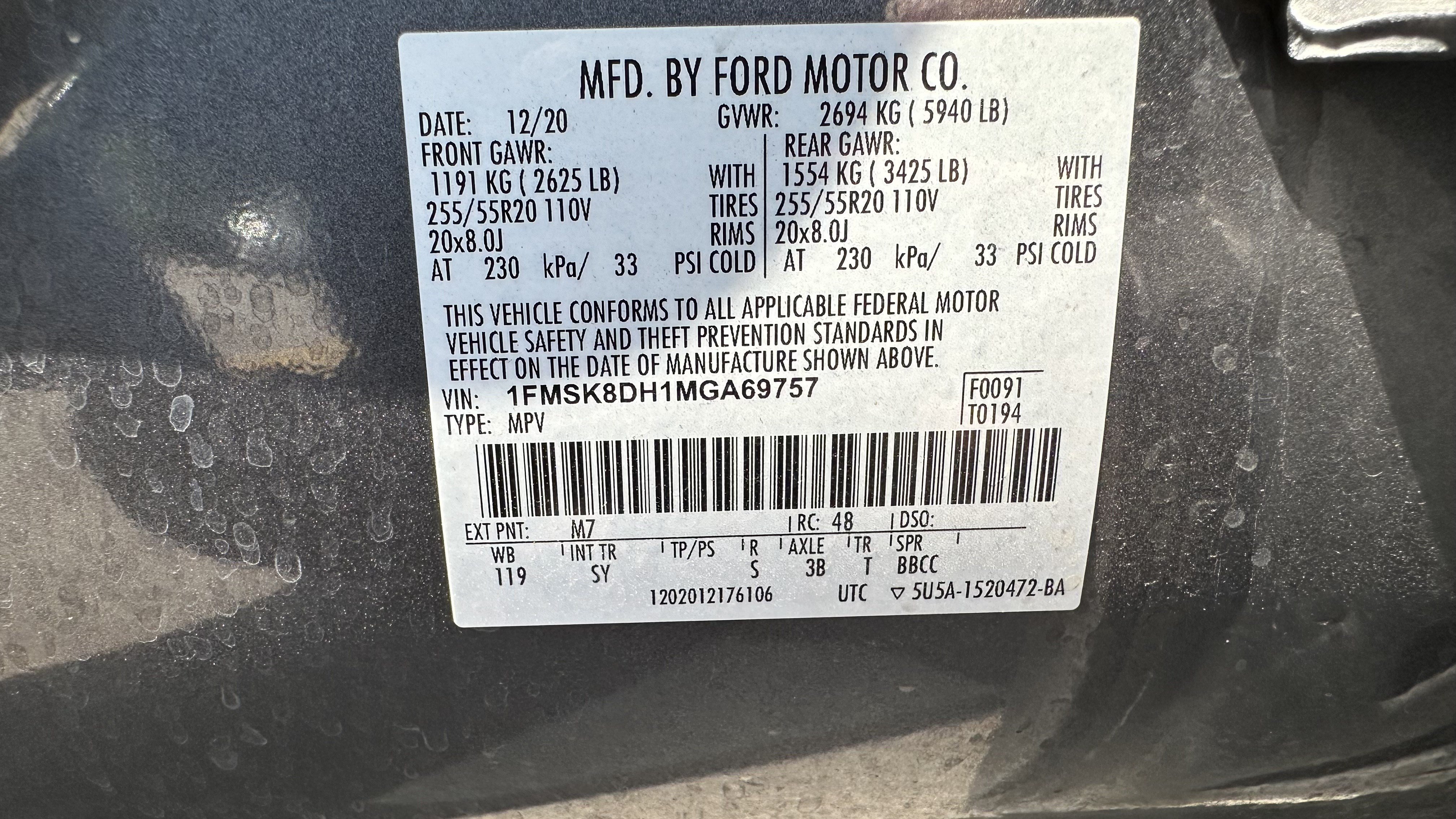 Used 2021 Ford Explorer XLT w/ Equipment Group 202A AWD/4WD image 31