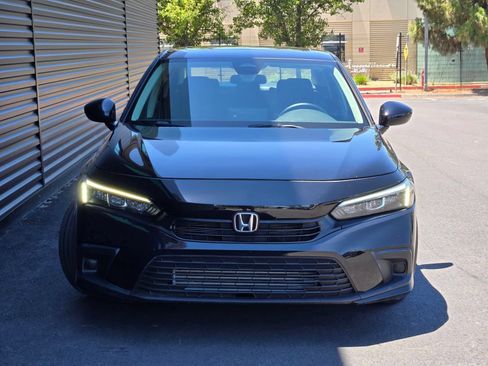 Used 2024 Honda Civic EX image 3