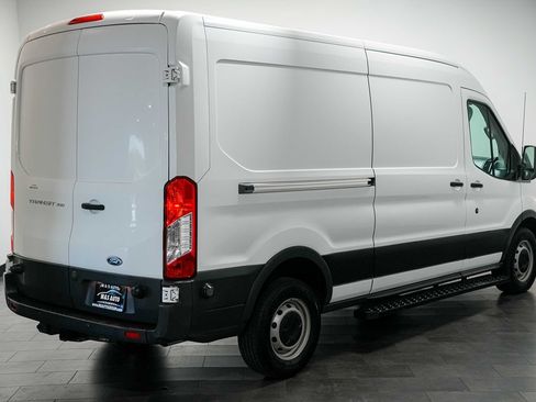 Used 2016 Ford Transit 350 148 Medium Roof RWD image 4