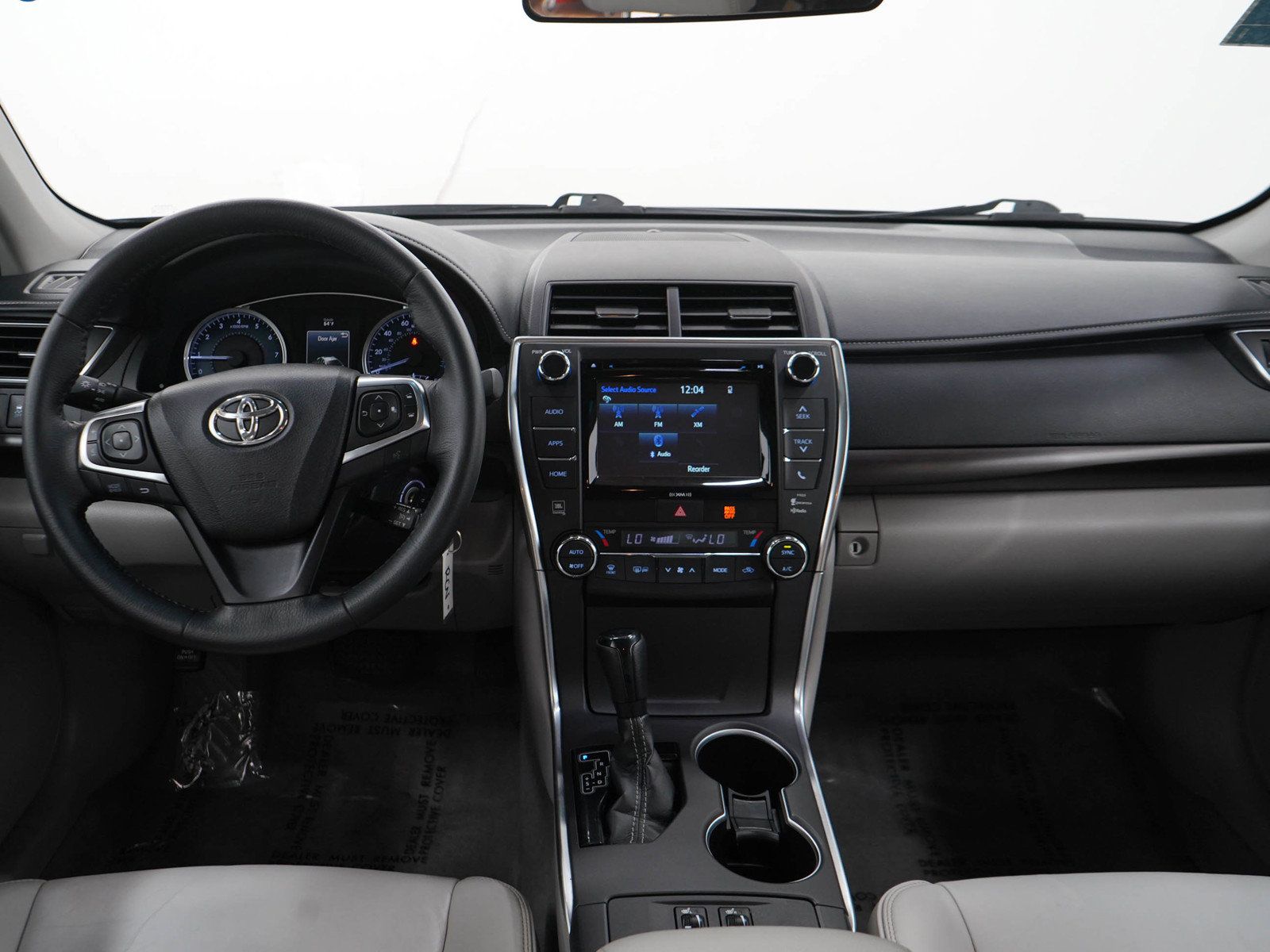 Used 2017 Toyota Camry XLE w/ Protection Package (Q2) FWD image 14