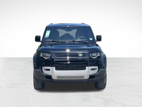 Used 2025 Land Rover Defender 110 S AWD/4WD image 5