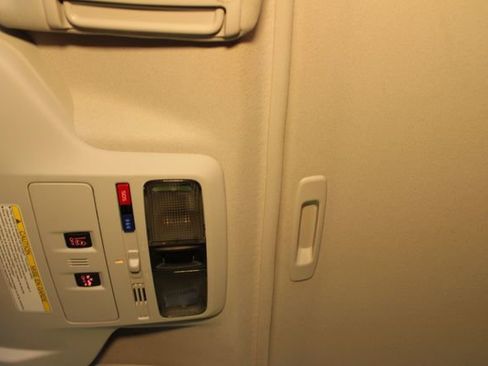 Used 2018 Subaru Forester 2.5i Touring image 33