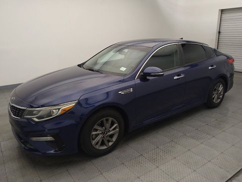 Used 2020 Kia Optima LX FWD image 2