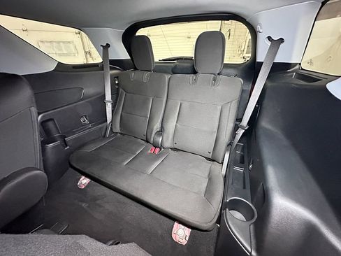 Certified 2022 Ford Explorer XLT image 30