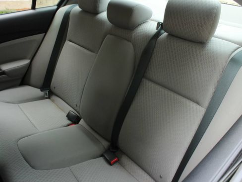 Used 2014 Honda Civic LX image 17