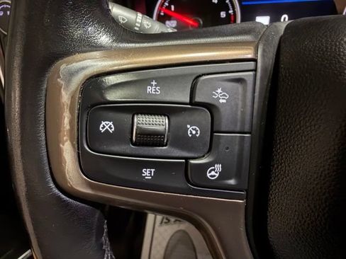 Used 2020 Chevrolet Silverado 1500 High Country w/ Technology Package AWD/4WD image 34