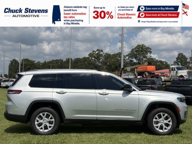 Used 2022 Jeep Grand Cherokee L Limited RWD image 4