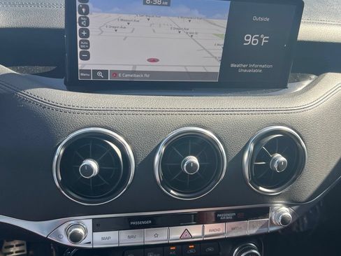 Used 2022 Kia Stinger GT-Line w/ Sun & Sound Package AWD/4WD image 5