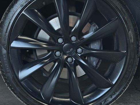 Used 2017 Tesla Model X 75D image 18