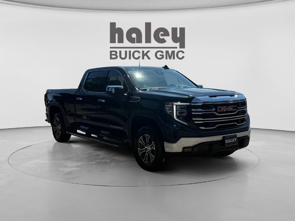 Used 2023 GMC Sierra 1500 SLT w/ SLT Convenience Package AWD/4WD image 7