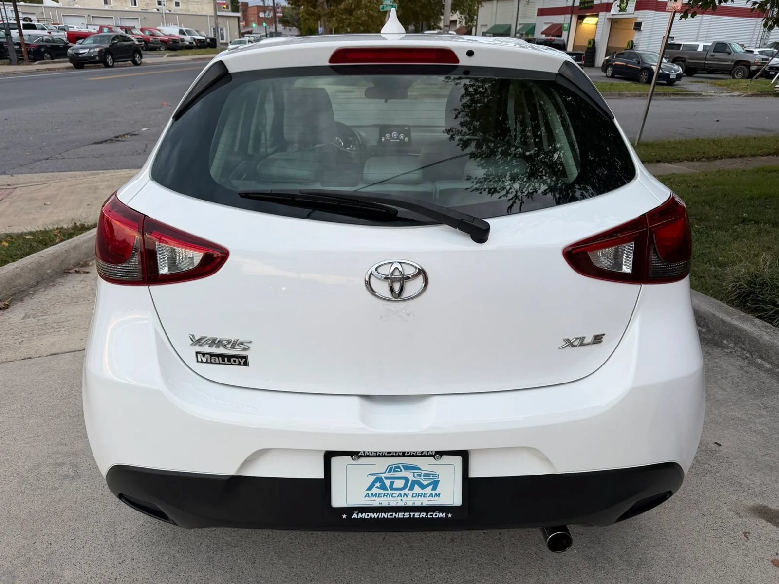 Used 2020 Toyota Yaris XLE FWD image 6