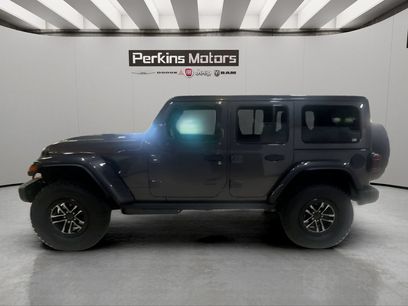 New 2026 Jeep Wrangler Unlimited Rubicon w/ Xtreme 35 Tire Package