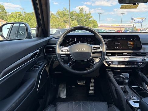 Certified 2025 Kia Telluride SX Prestige X-Line AWD/4WD image 5