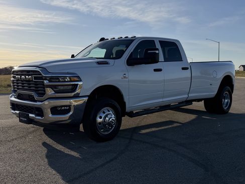 Used 2025 RAM 3500 Tradesman image 2