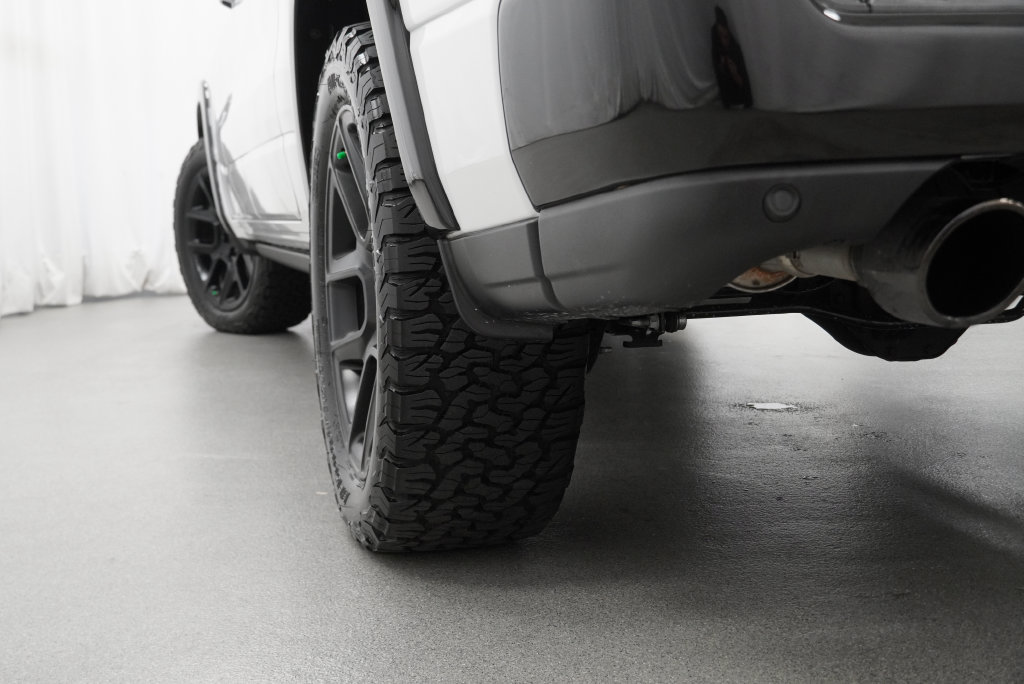 Used 2026 RAM 1500 Laramie AWD/4WD image 18