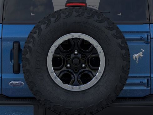 New 2025 Ford Bronco Badlands image 24