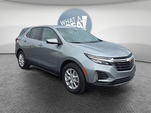 Used 2023 Chevrolet Equinox LT FWD image 1