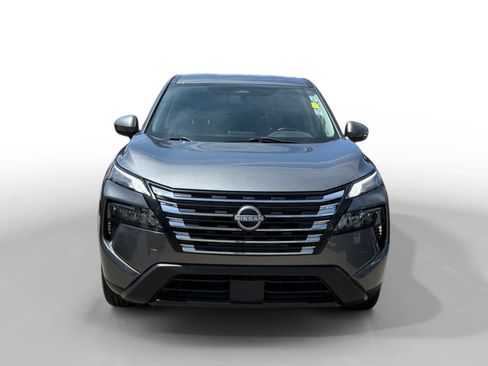 Used 2024 Nissan Rogue SV FWD image 8
