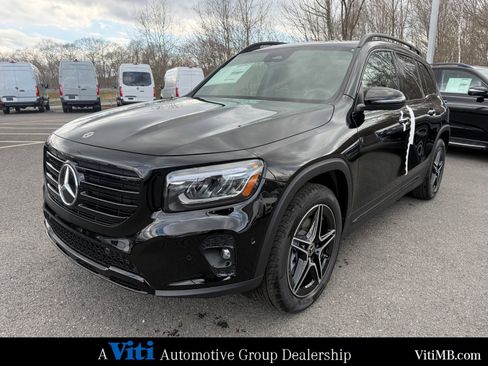 New 2026 Mercedes-Benz GLB 250 4MATIC image 4