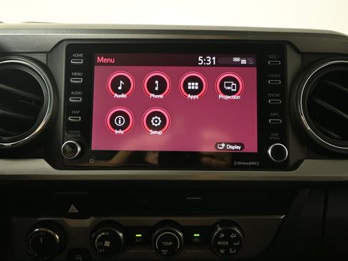 Used 2020 Toyota Tacoma SR5 AWD/4WD image 26
