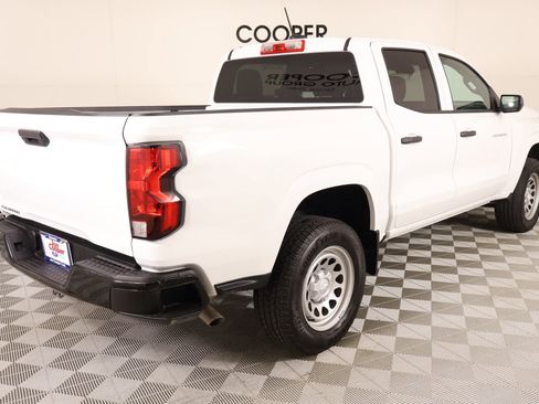 Used 2023 Chevrolet Colorado W/T image 19