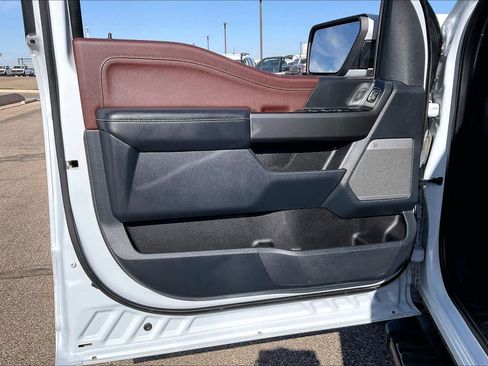 Used 2022 Ford F150 Lariat image 21