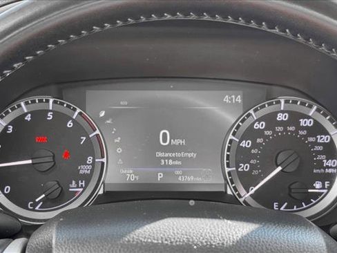 Used 2024 Toyota Highlander XLE image 13